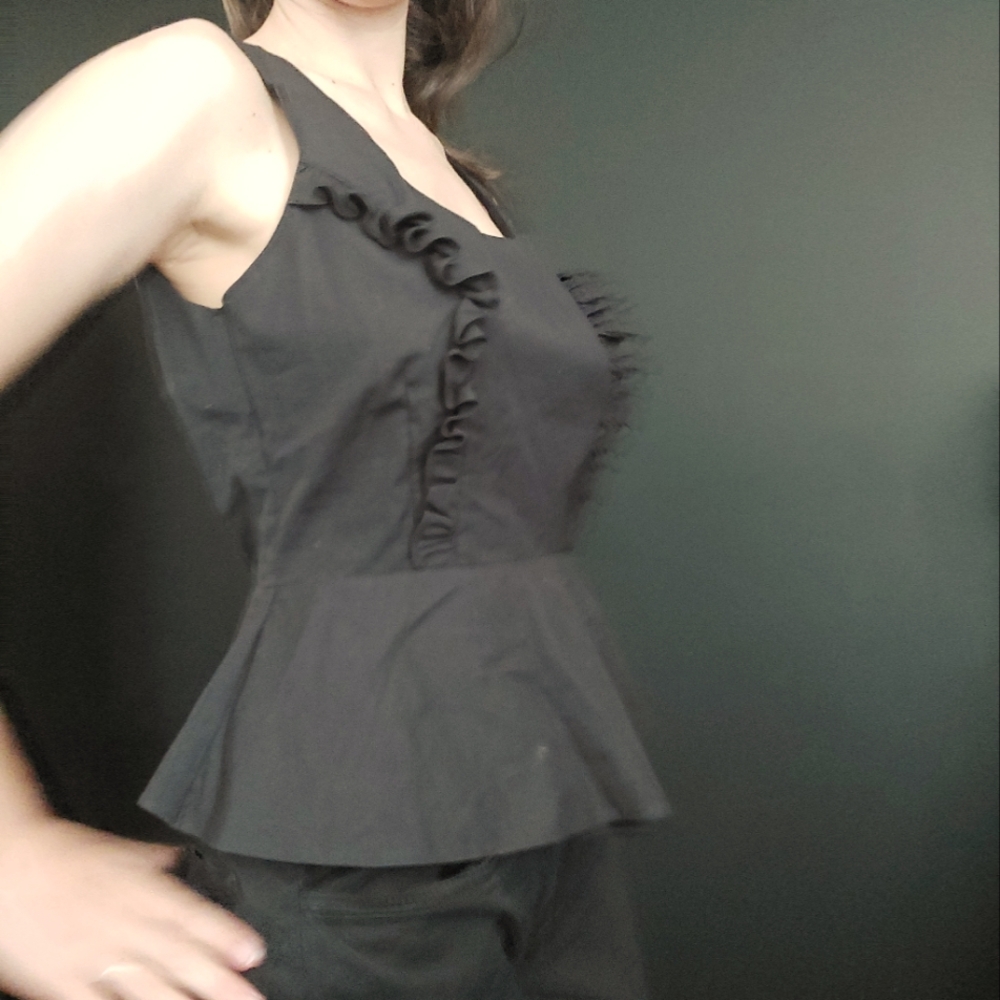 Ruffle top Designer size S black